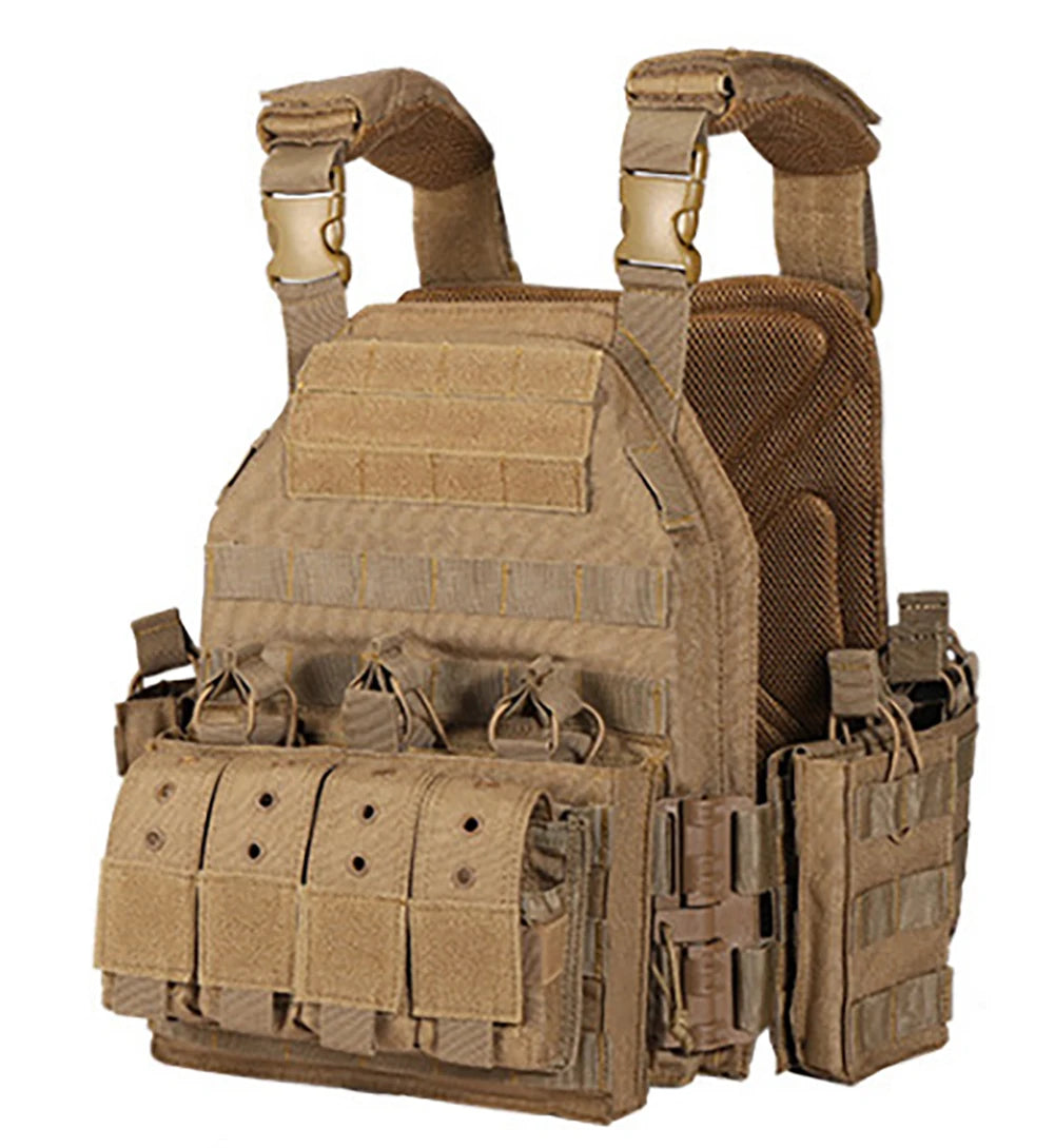 Gilet Molle à dégagement rapide Possiden Defense avec pochette pour chargeur et ceinture.